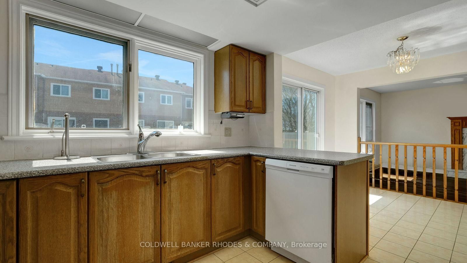 1626 Blohm Dr, Ottawa, view 9