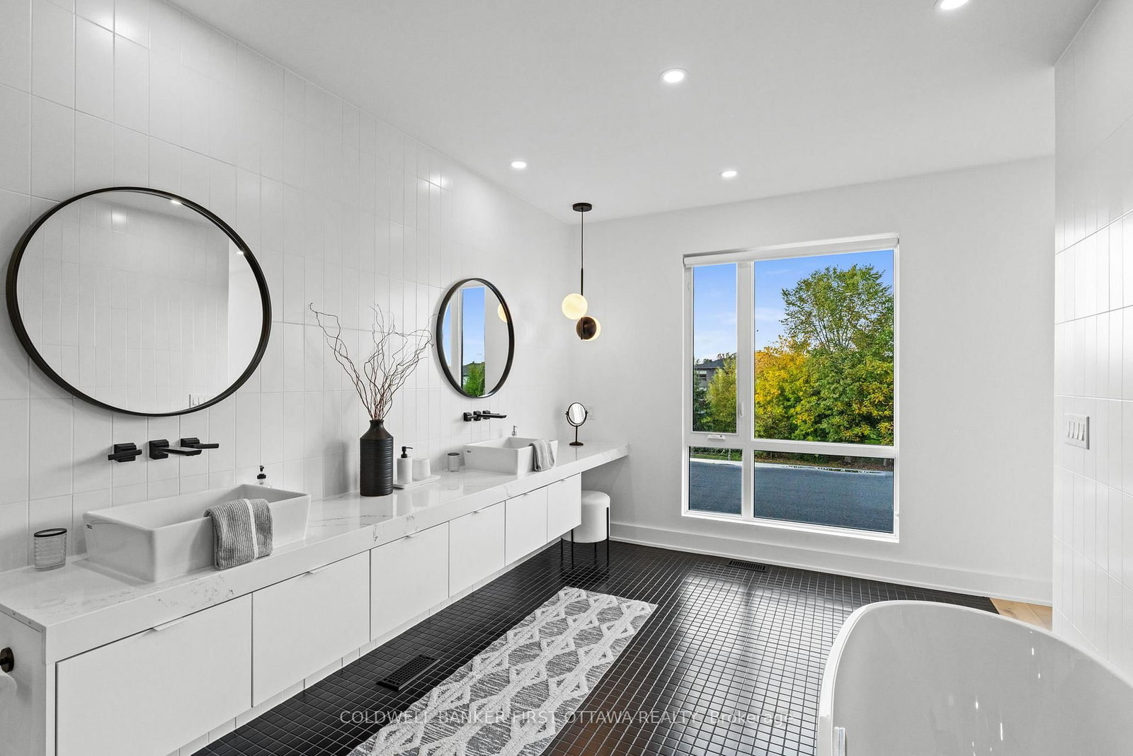 500 Leimerk Court • Ottawa, ON photo 27
