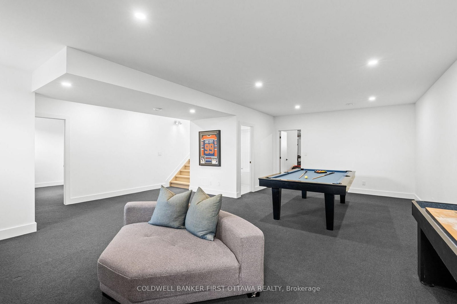 500 Leimerk Court • Ottawa, ON photo 36