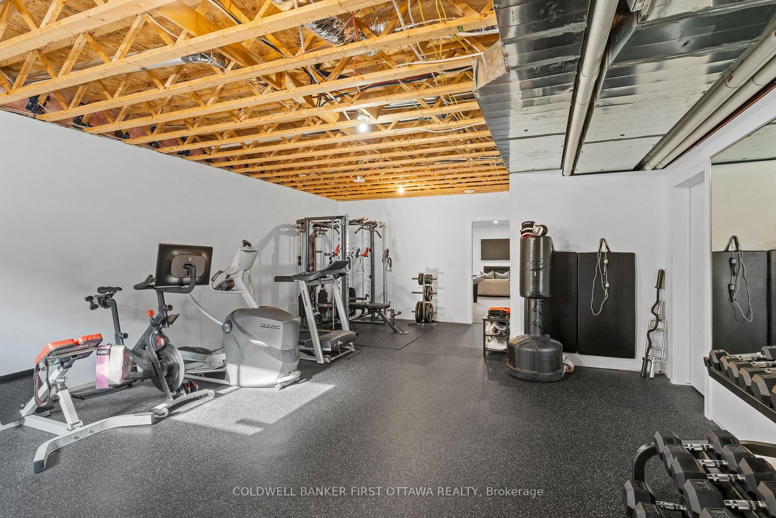500 Leimerk Court • Ottawa, ON photo 38