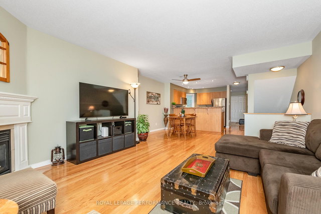 111 Steele Park Private