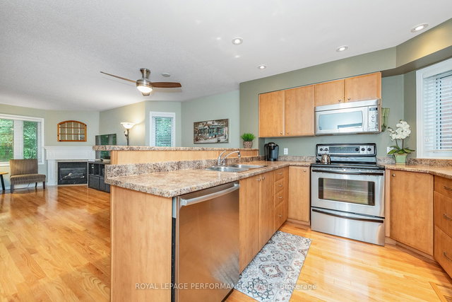 111 Steele Park Private