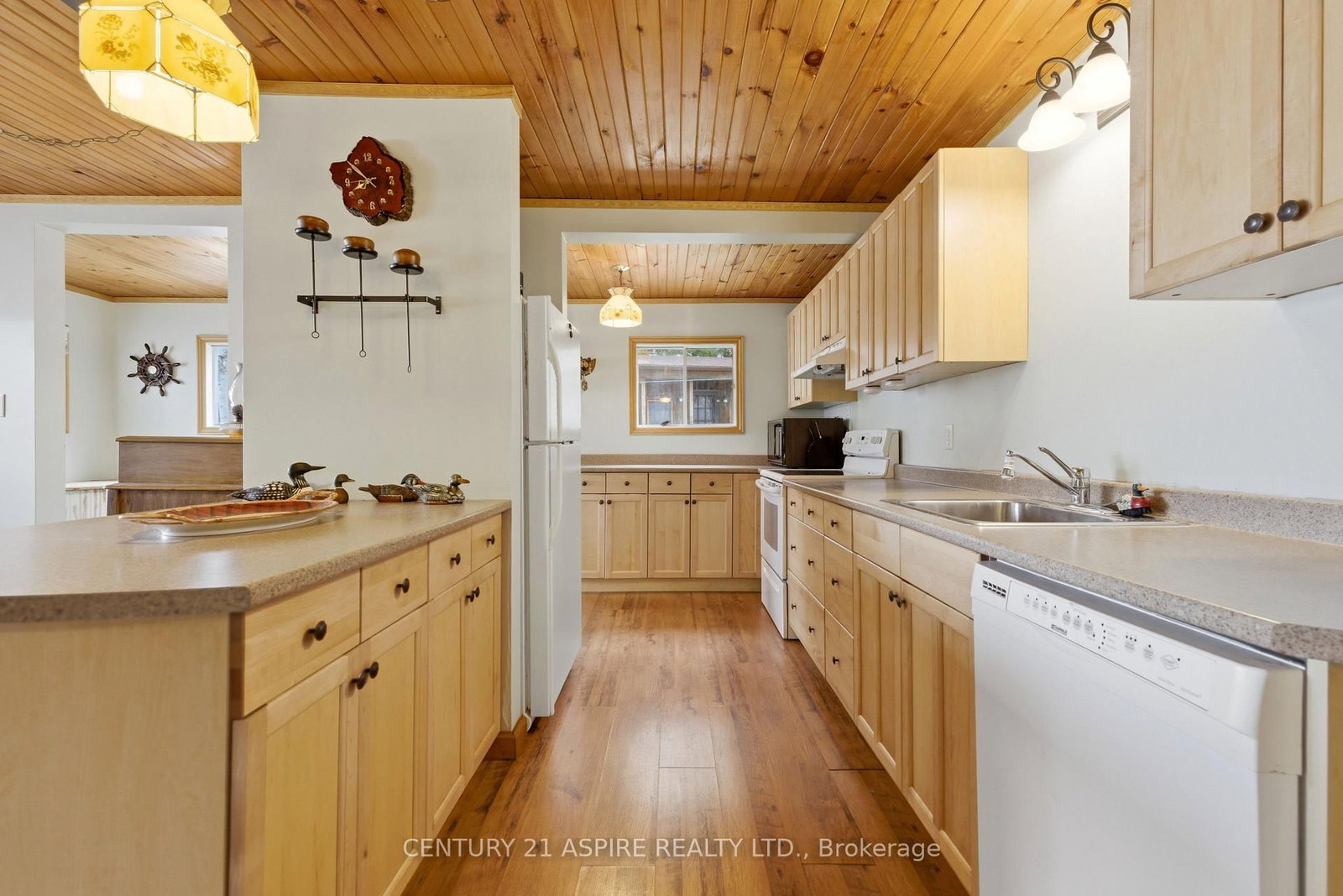 1023 Perry Point Lane • Arden, ON photo 10