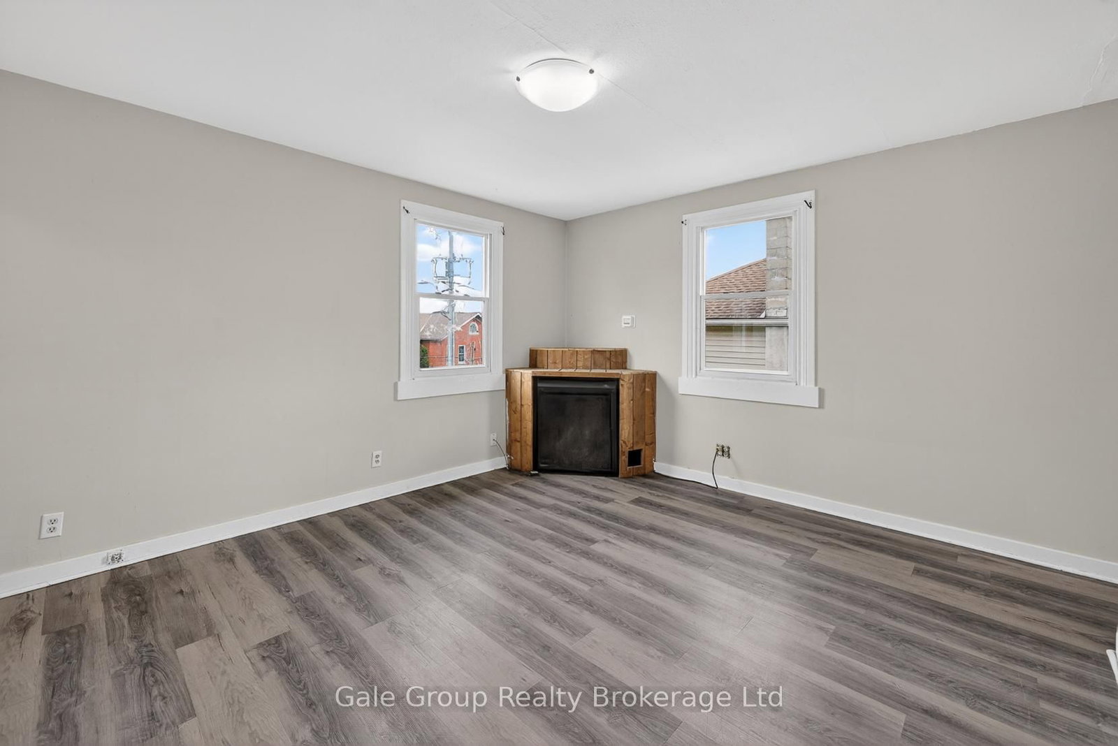 163 Thames Street N • Ingersoll, ON photo 40
