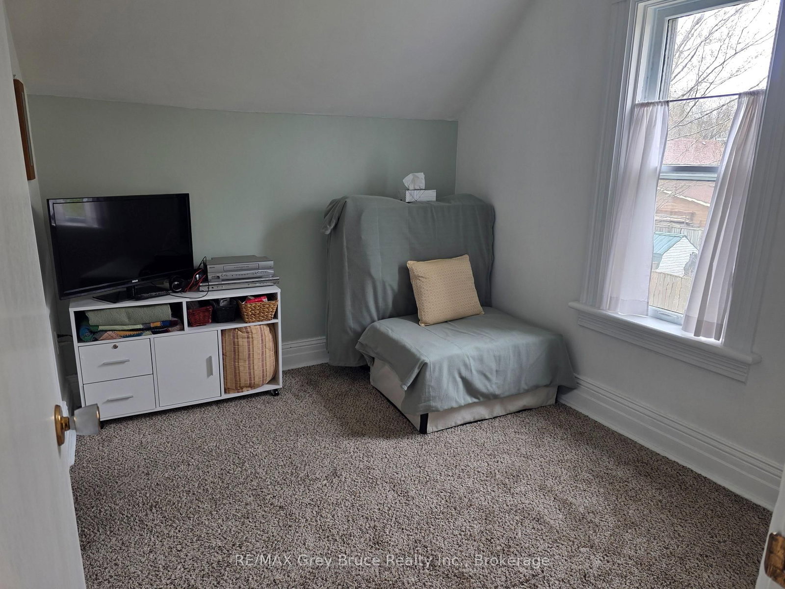 648 9th Street E • Owen Sound, ON photo 17
