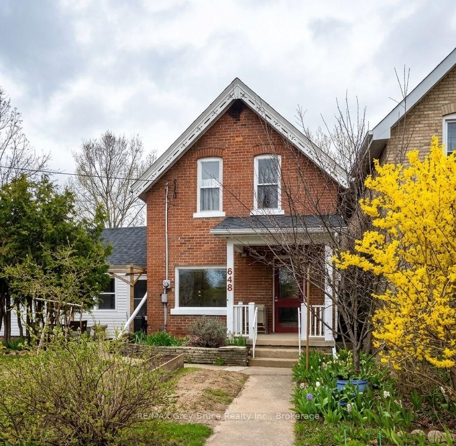 648 9th Street E • Owen Sound, ON photo 4