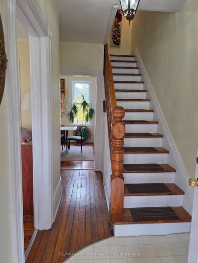 648 9th Street E • Owen Sound, ON photo 8