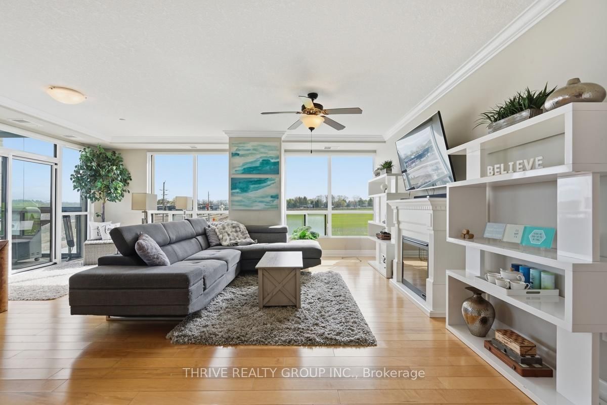 404 - 240 Villagewalk Boulevard, London North — photo 4