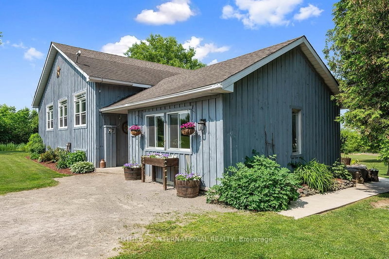 541 Pioneer Road