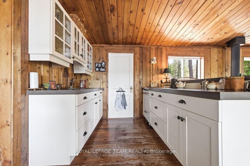 218 Diamond Lake Road • Combermere, ON photo 20