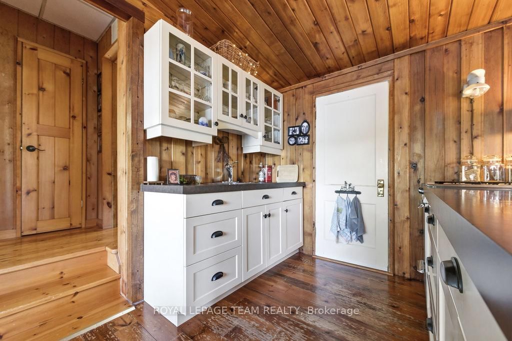 218 Diamond Lake Road • Combermere, ON photo 21