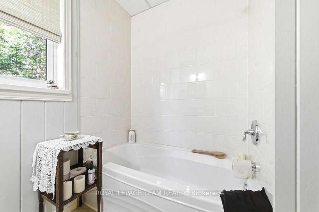 218 Diamond Lake Road • Combermere, ON photo 30