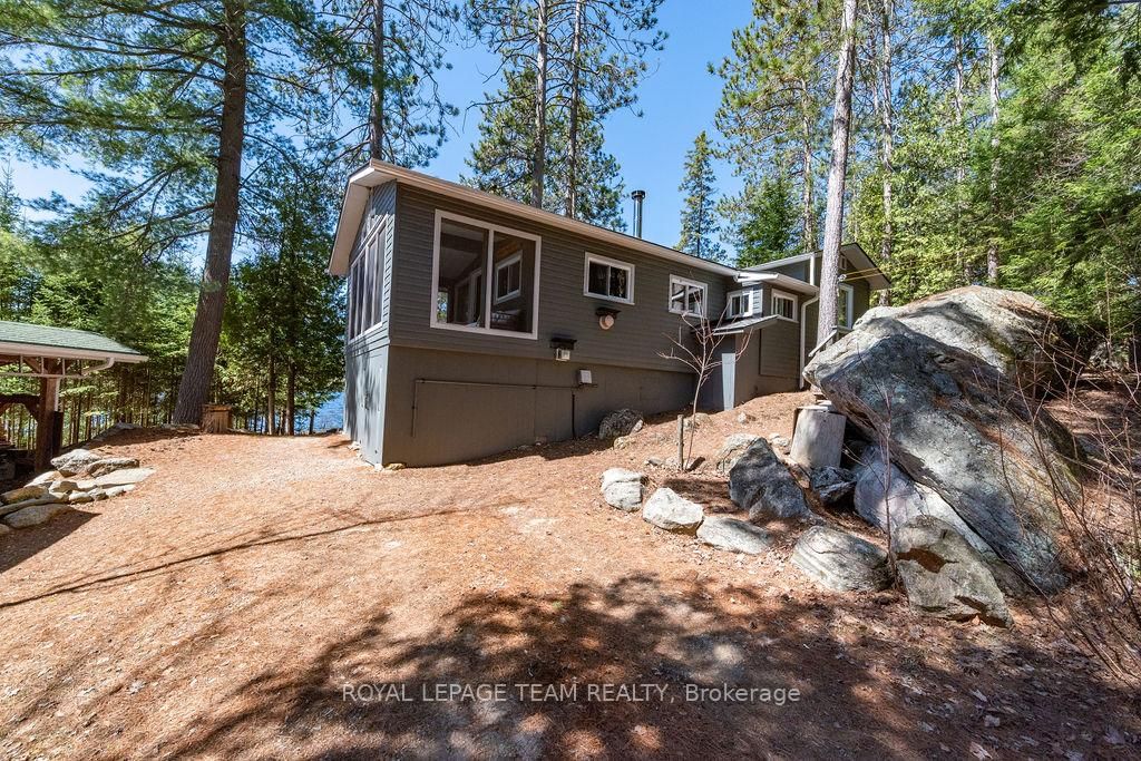 218 Diamond Lake Road • Combermere, ON photo 35
