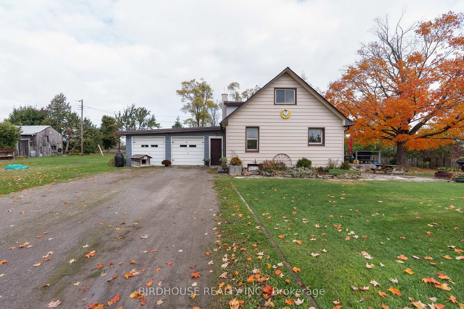 Listing Image 3