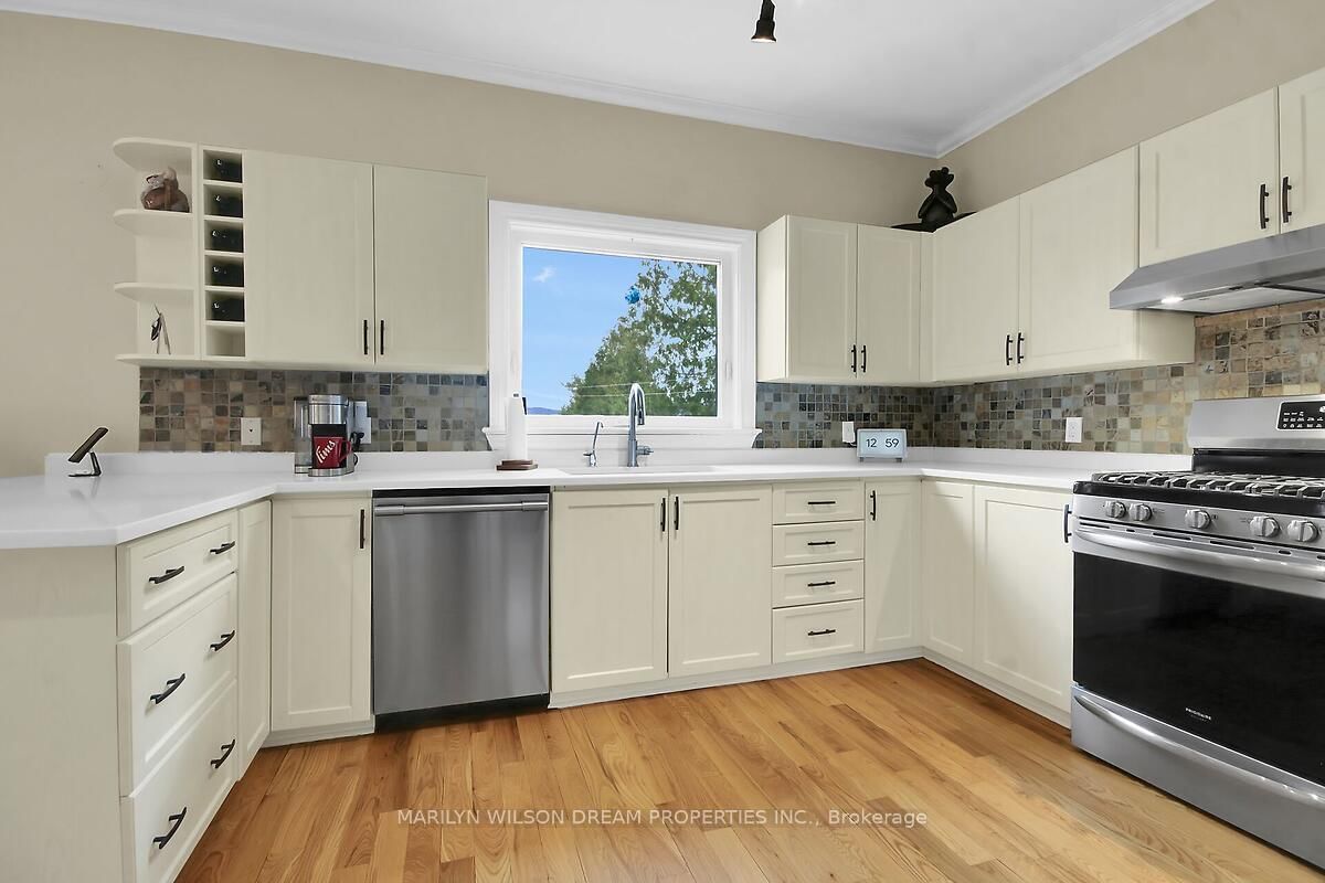 3276 Barlow Crescent • Ottawa, ON photo 15