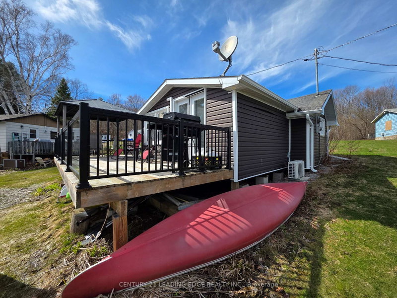 24 - 1043 Lobo Drive