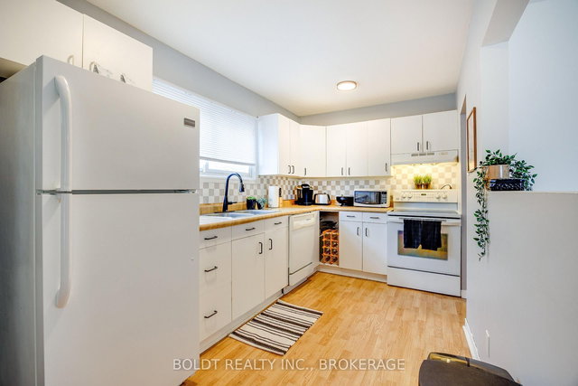 4365 Second Avenue