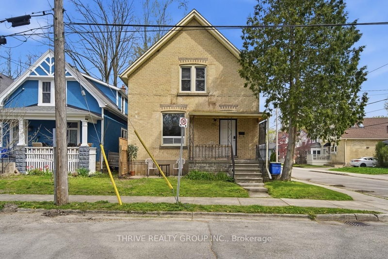 home for sale on 2 Moir Street