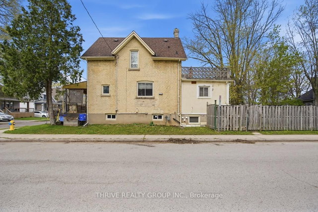 2 Moir Street