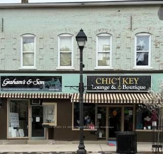 11 Queen Street E