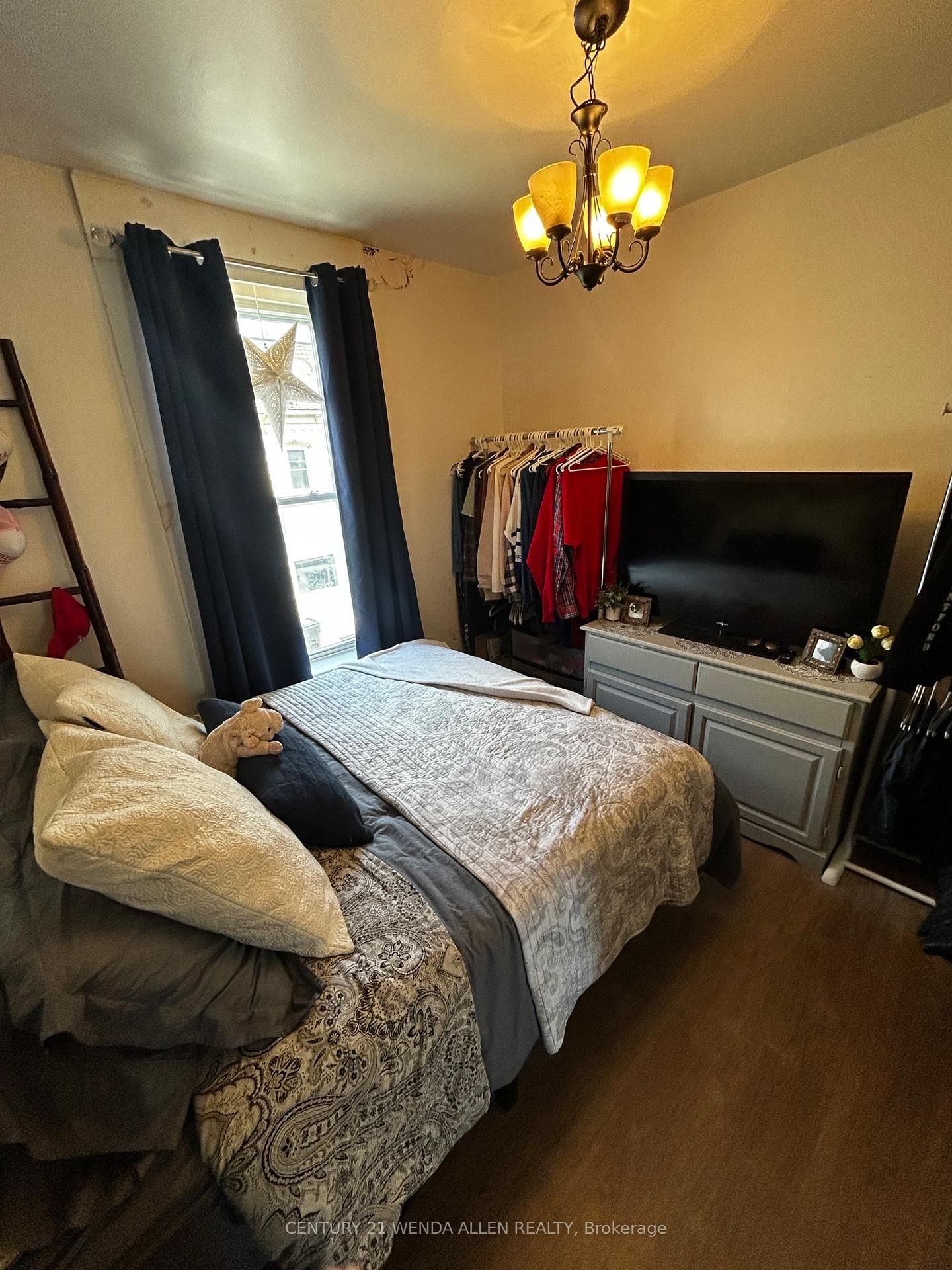 11 Queen Street E - Photo 11