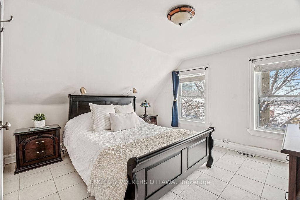 477 Booth Street - Photo 22
