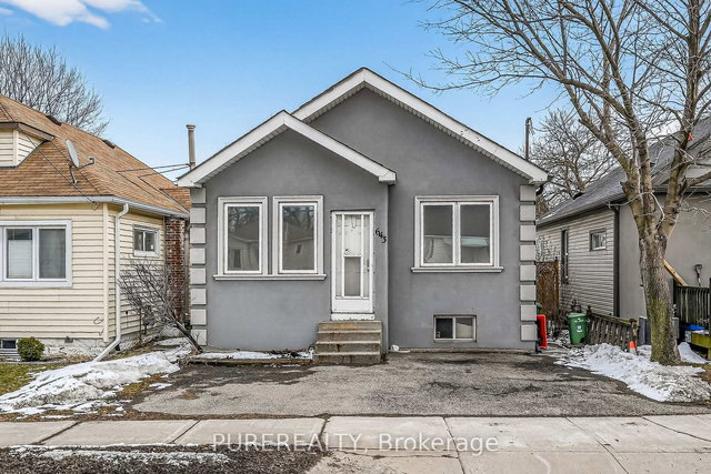 643 Upper Wellington Street