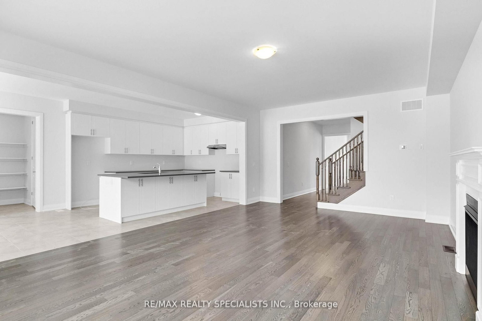 216 Harwood Avenue - Photo 15