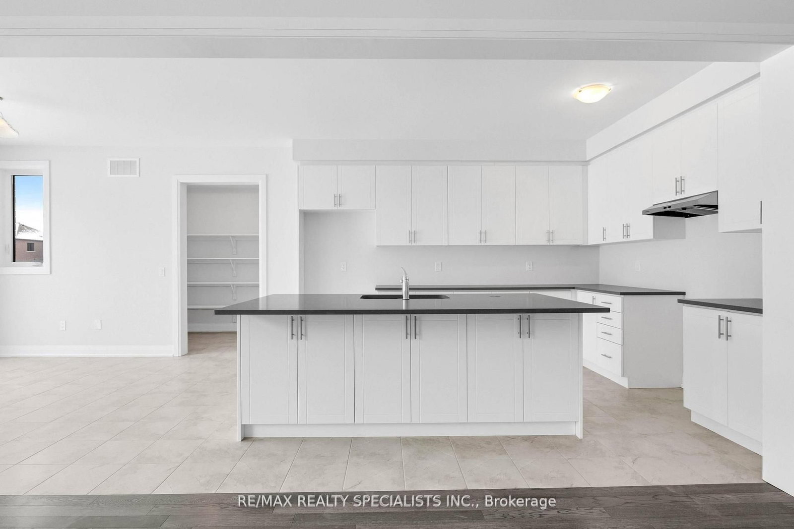 216 Harwood Avenue - Photo 18