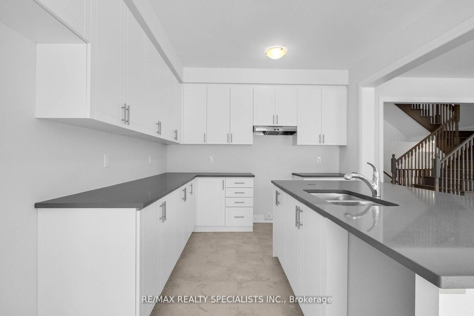 216 Harwood Avenue - Photo 20