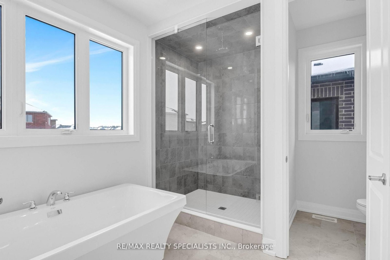 216 Harwood Avenue - Photo 26