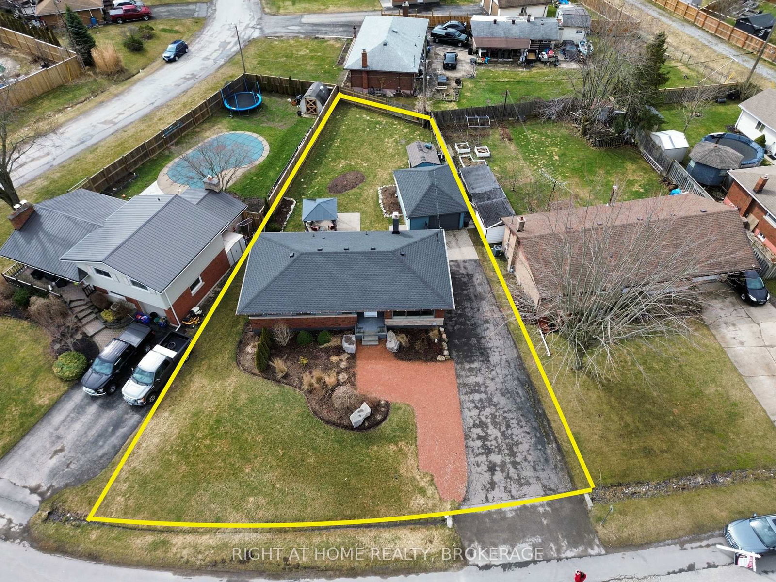 105 Glenwood Parkway • Welland, ON photo 27