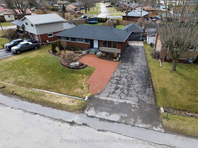 105 Glenwood Parkway