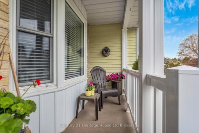57 Edwin Crescent — photo 5