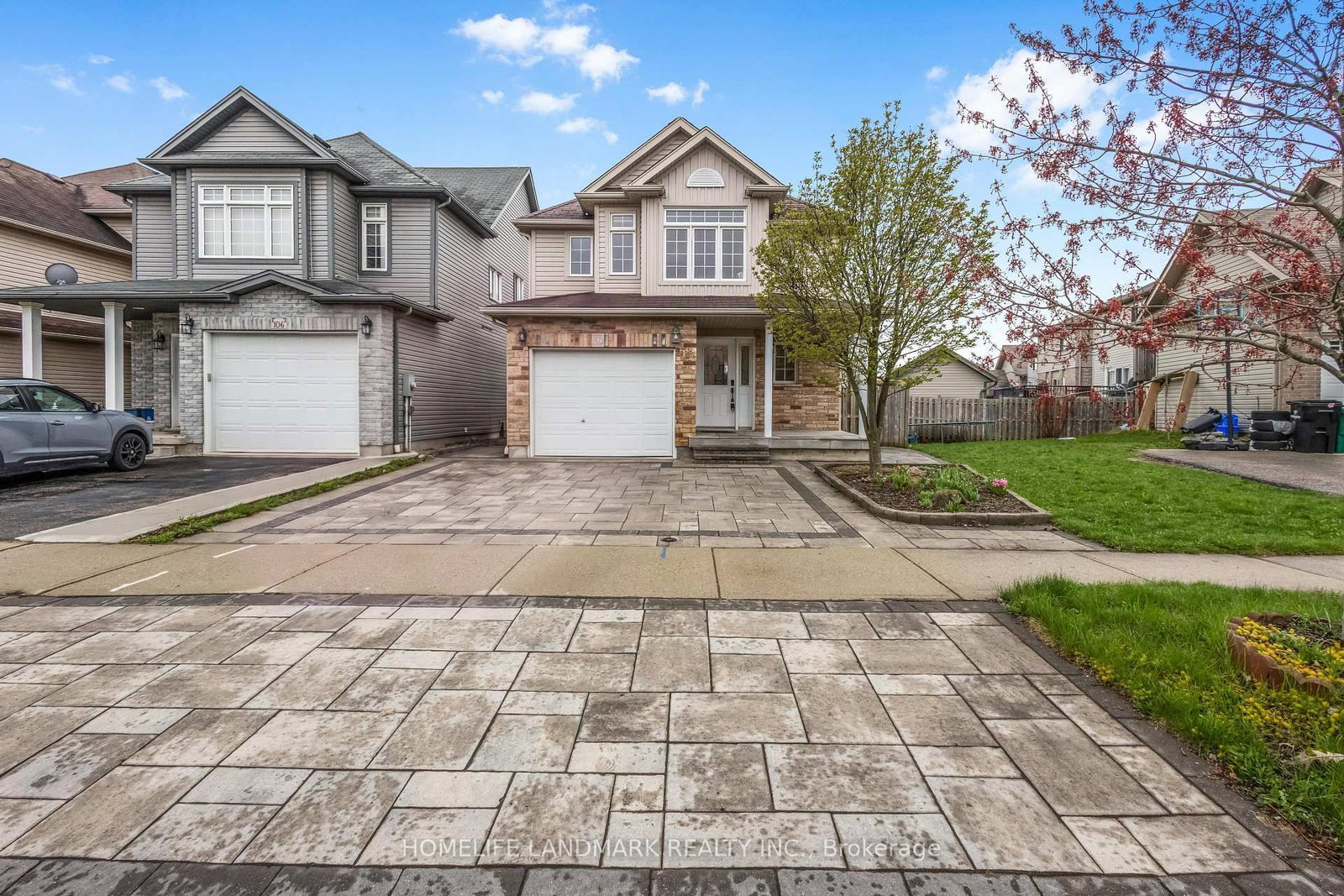 Detached House for sale at 102 IRON GATE Street, Kitchener, Ontario, N2N 3R6 - MLS: X13078114