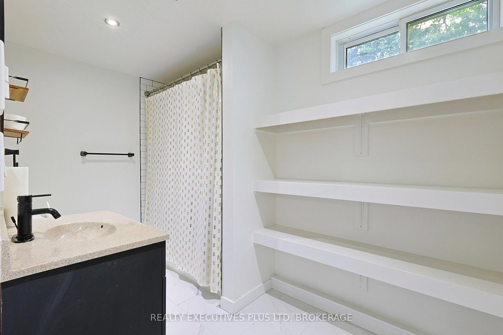15 Chestnut Street E - Photo 15