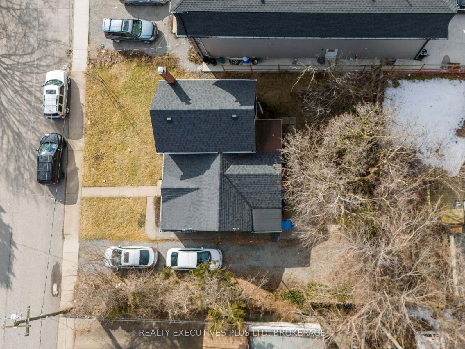 15 Chestnut Street E - Photo 28