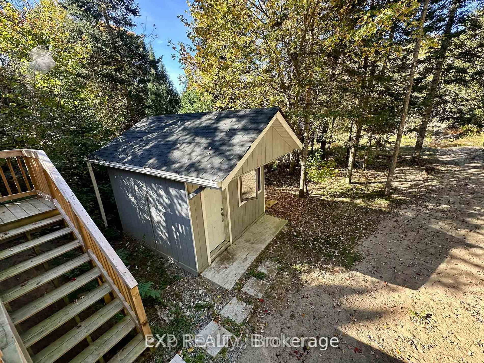 61 W Robert Road • Huntsville, ON photo 18