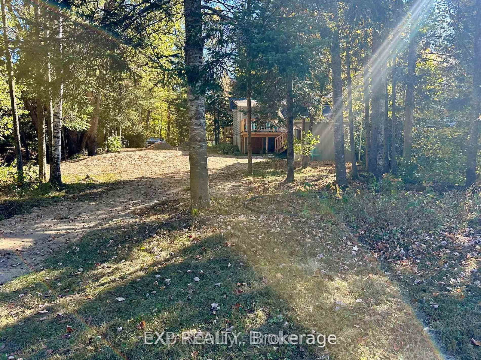61 W Robert Road • Huntsville, ON photo 25