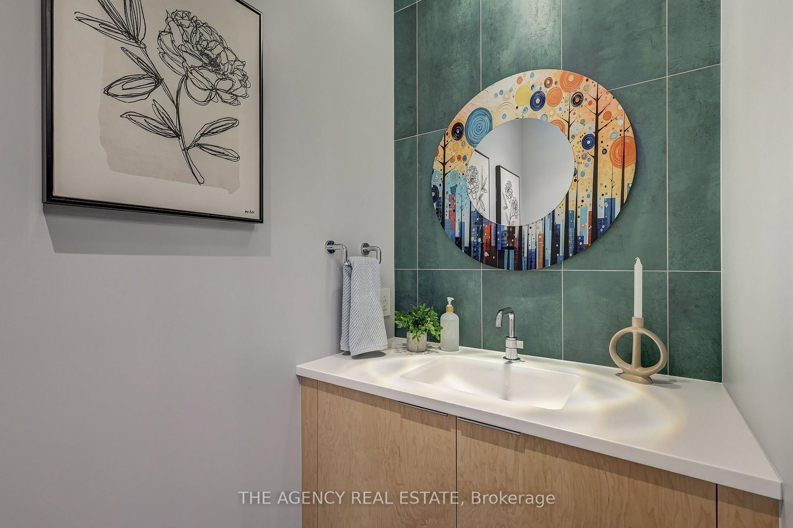 4228 Fallingbrook Road • London South, ON photo 12