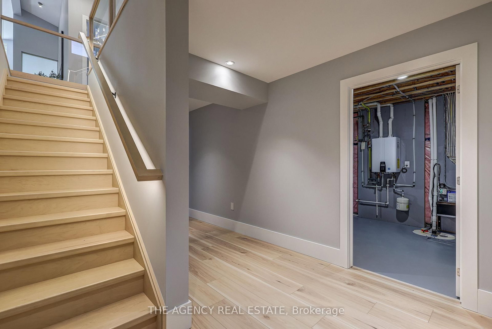 4228 Fallingbrook Road • London South, ON photo 44