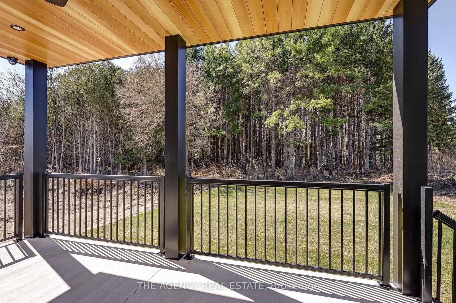 4228 Fallingbrook Road • London South, ON photo 6