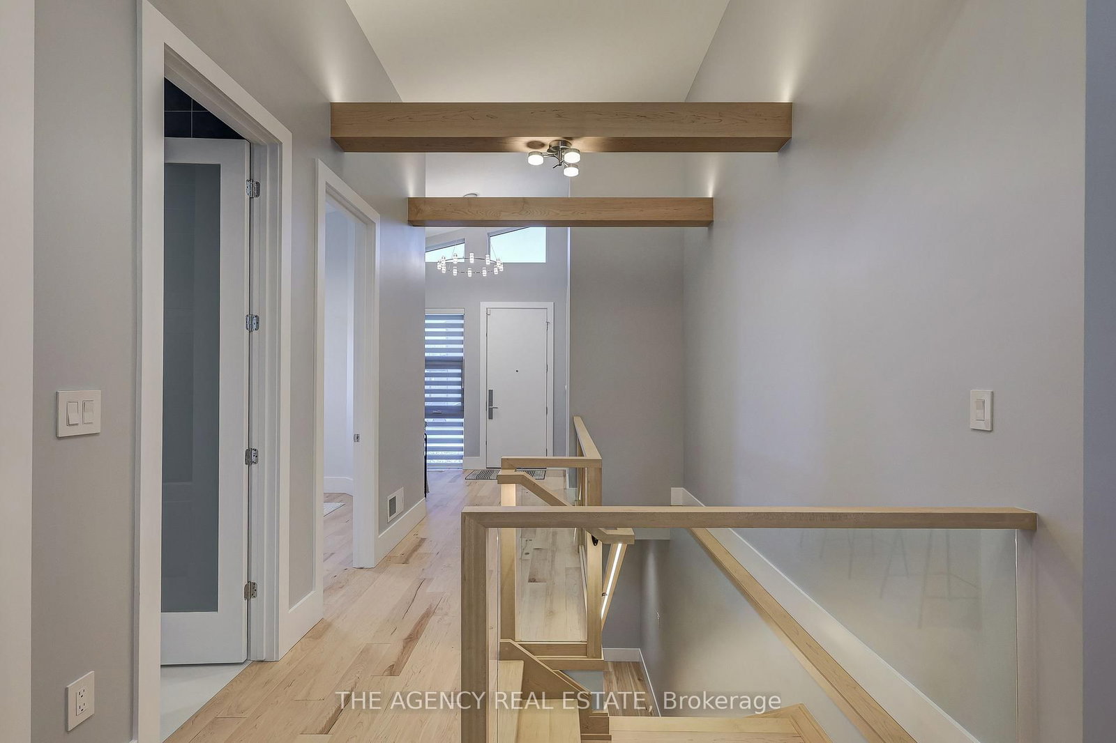 4228 Fallingbrook Road • London South, ON photo 8