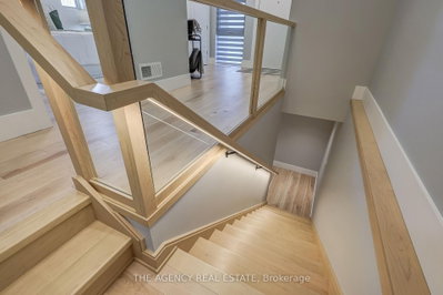 4228 Fallingbrook Road • London South, ON photo 9