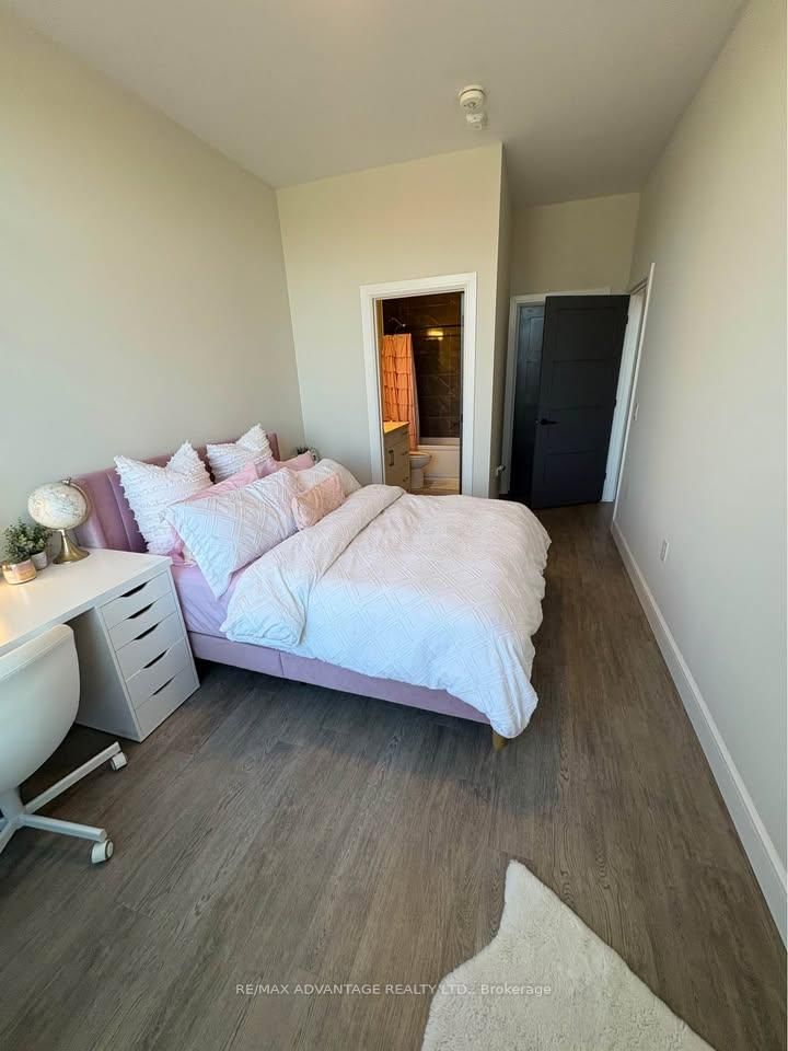 1600 Hyde Park Road, Unit 315 - Photo 7