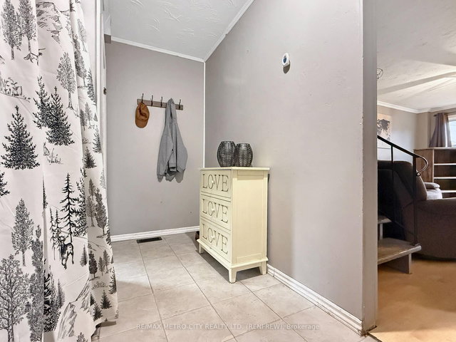 467 Dominion Street