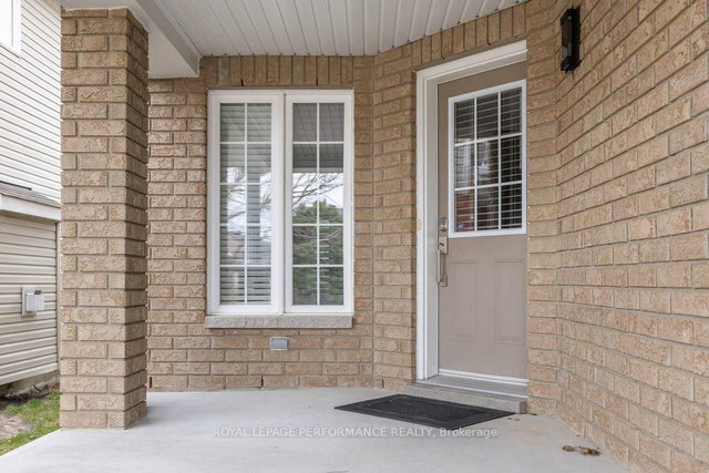 34 Moe Robillard Street