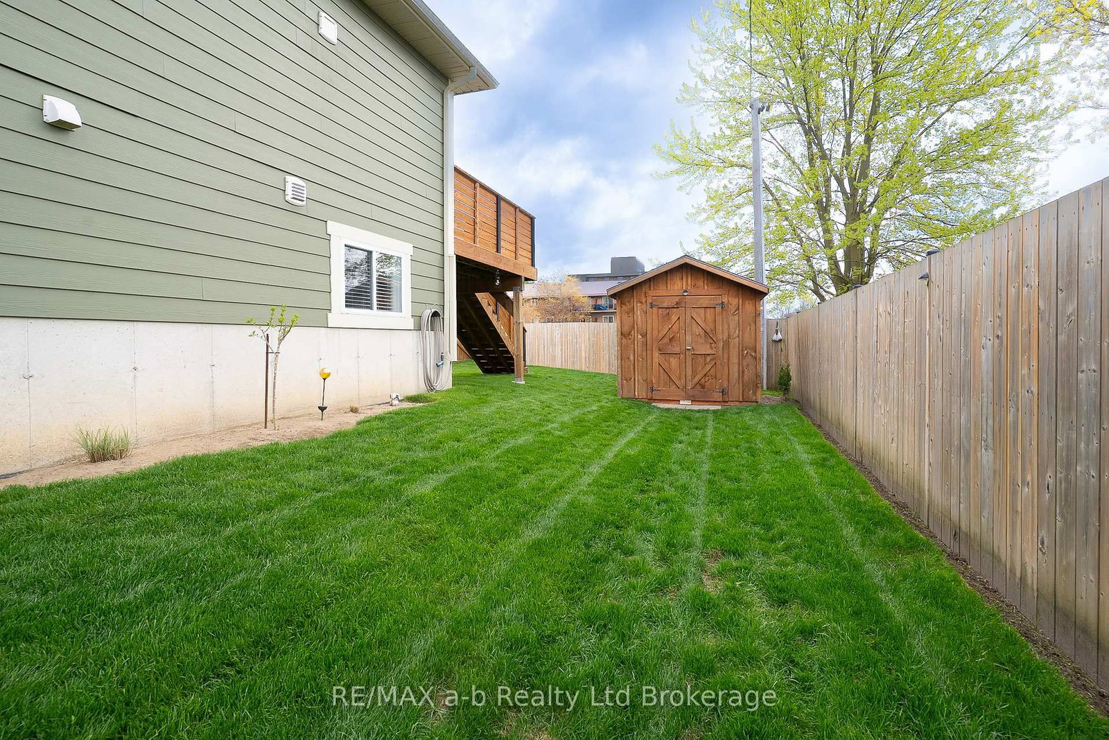 136 Maple Lane • Tillsonburg, ON photo 12