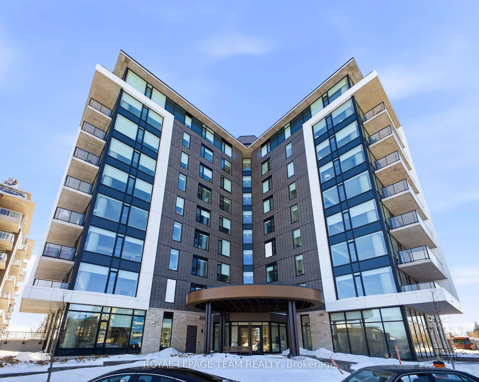 360 Deschatelets Avenue E, Unit 209