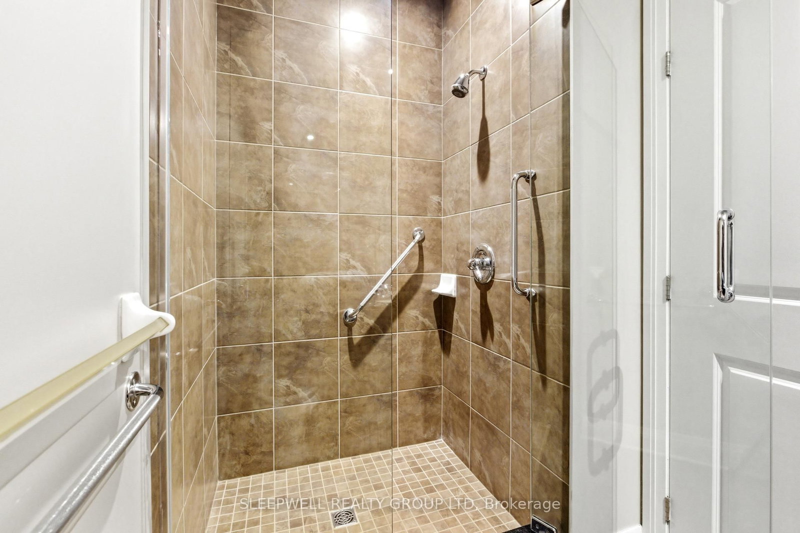 295 Mackay Street • #PH03 • Ottawa, ON photo 21